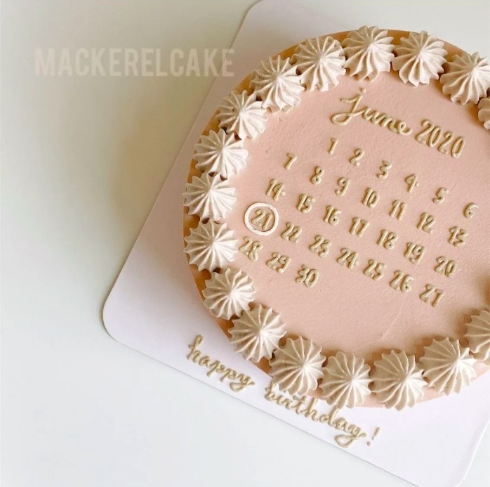 IG @mackerelcake