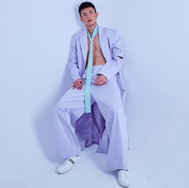 IG @yitai__