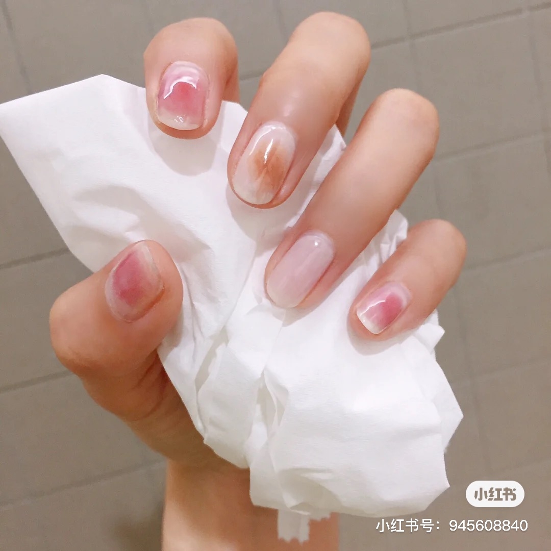 腮紅美甲2021指甲款式推薦奶茶色指甲