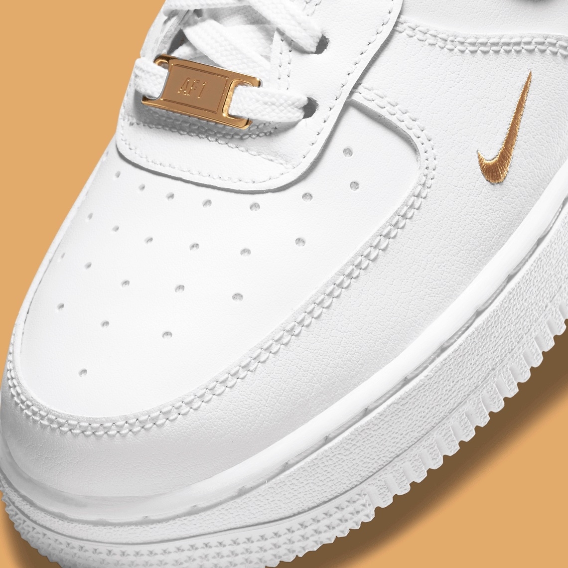 sneakernews