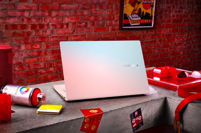 ASUS