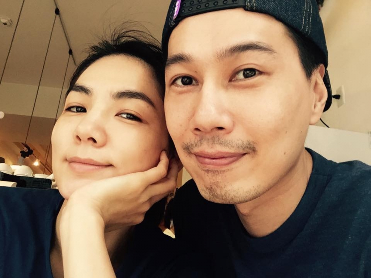 Ella超辣化身「大哥女人」甜慶老公生日曬全家福!