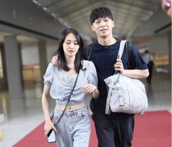 Weibo@娱圈老炮