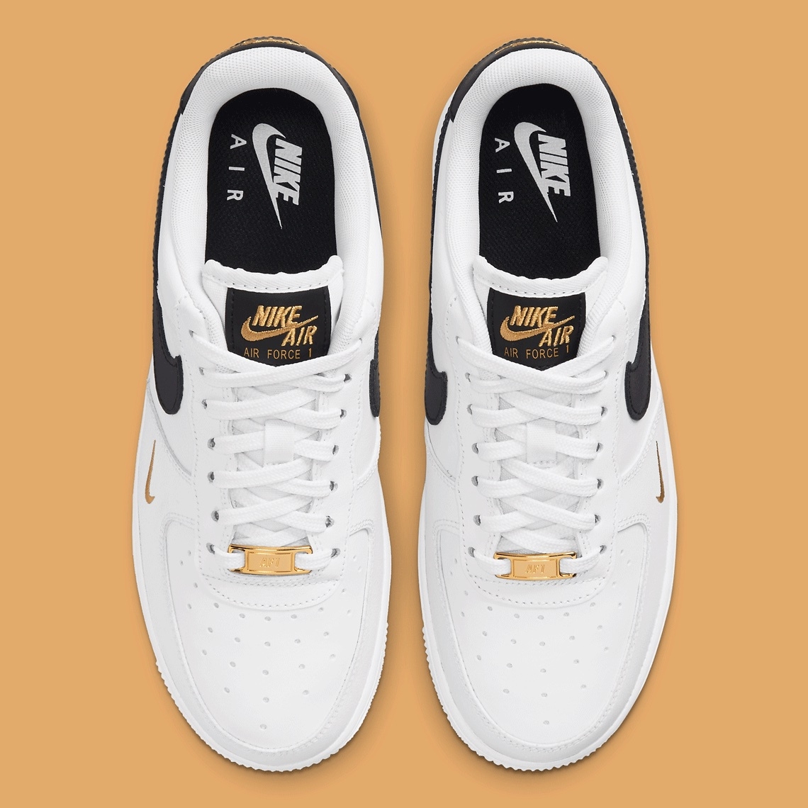 sneakernews