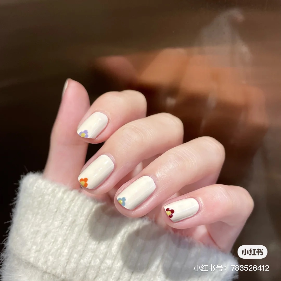 奶油色指甲推薦