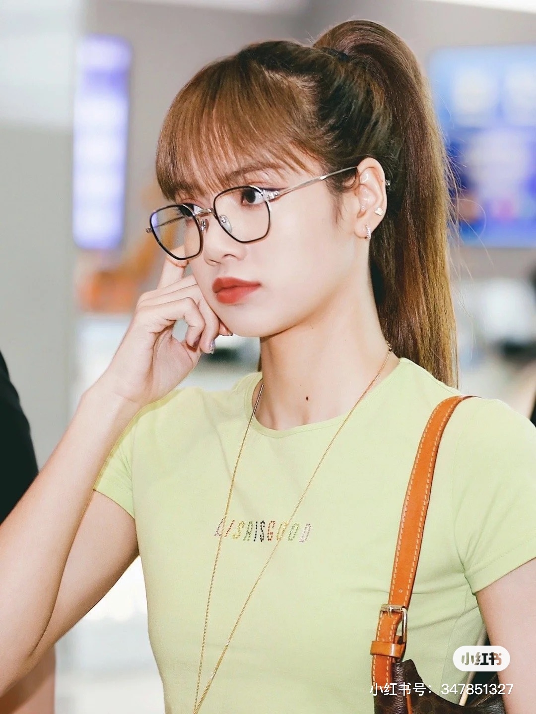 Lisa馬尾造型綁法推薦