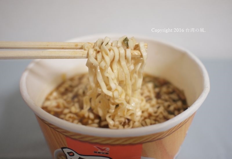 阿Ｑ桶麵雞汁蒜香珍肉推薦必吃泡麵台灣2021