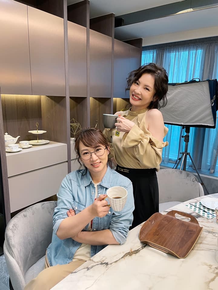 FB@何如芸 Michelle Ho
