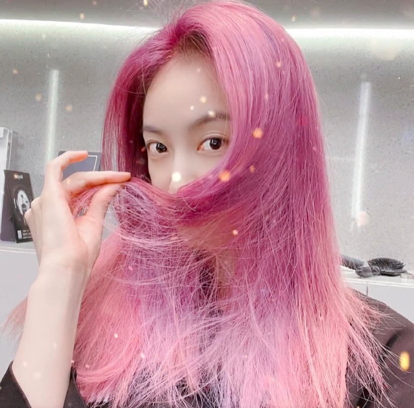 Weibo@宋茜