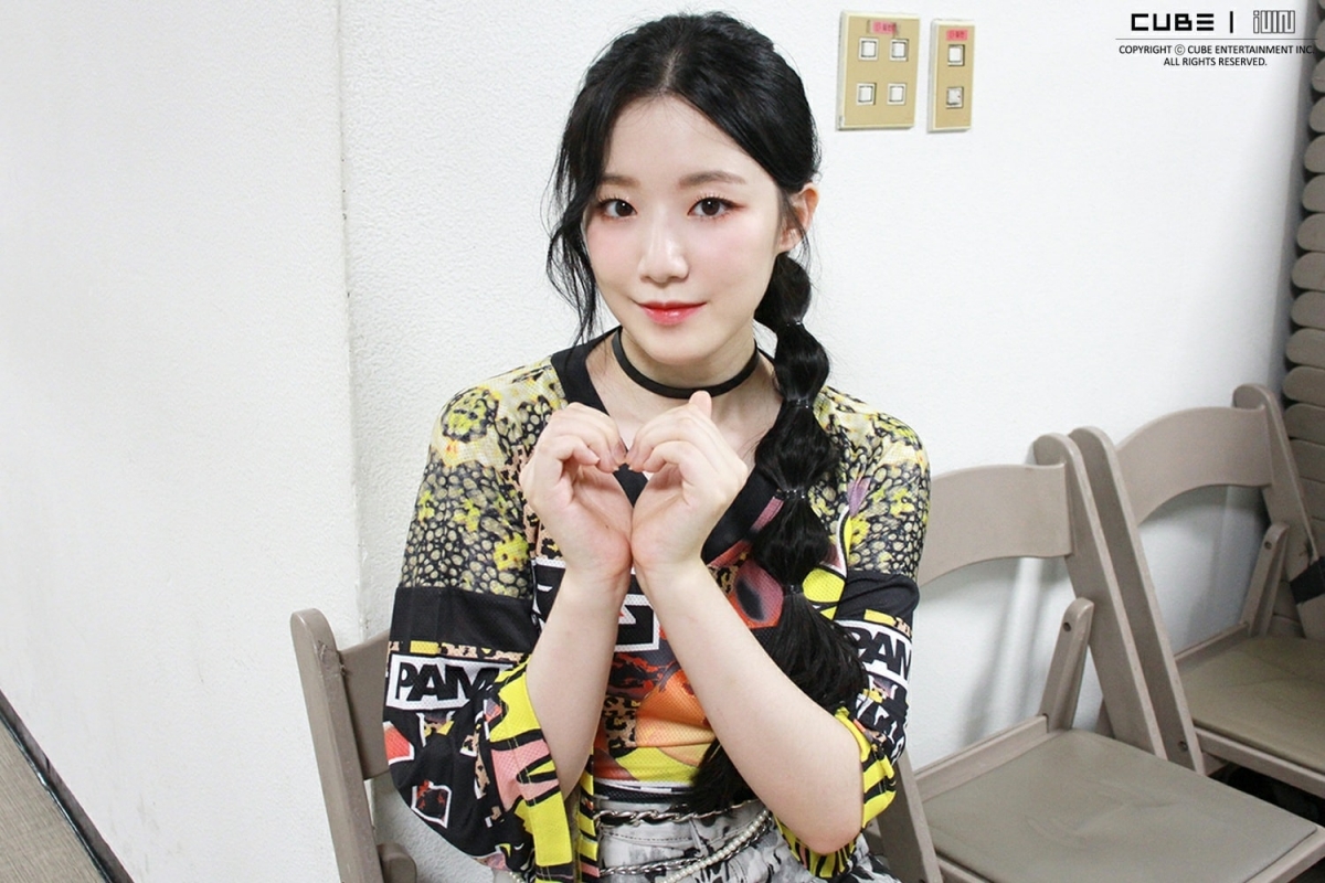 Facebook＠G I-DLE 여자아이들