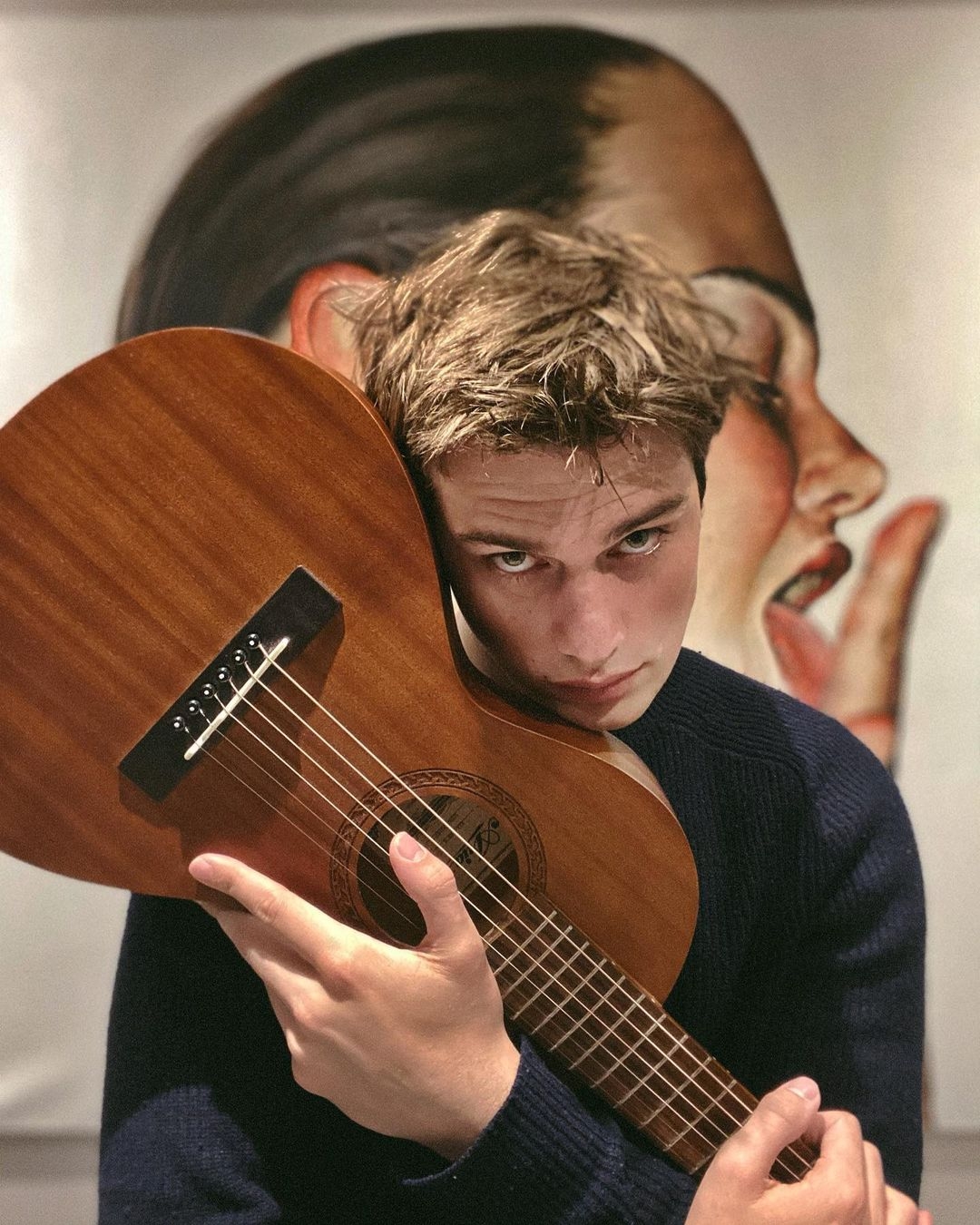 IG@nicholasgalitzine