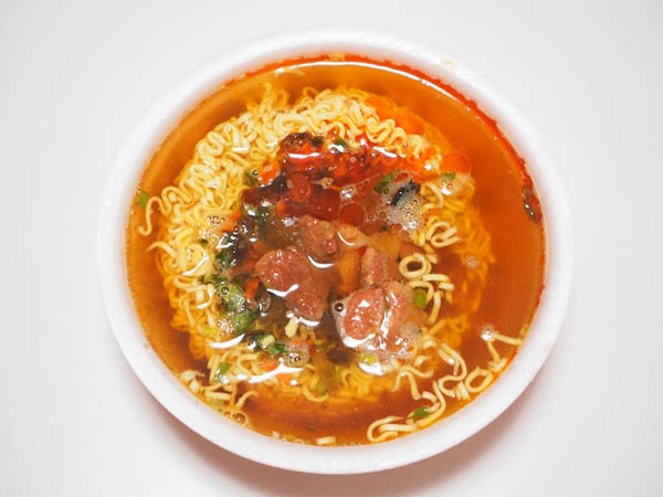 一度贊牛肉泡麵香蒜金椒必吃台灣泡麵排名