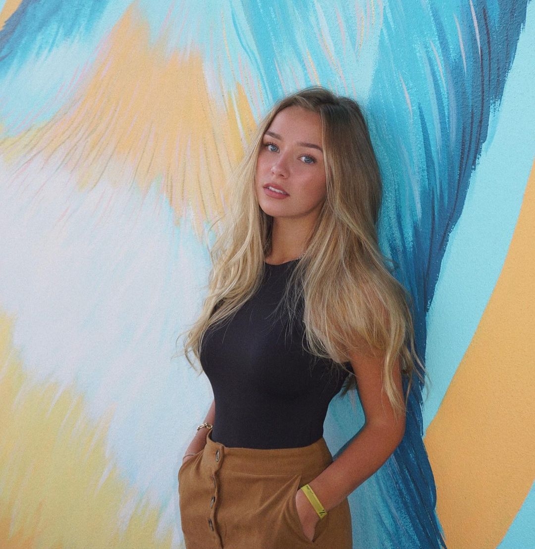 IG@officialconnietalbot