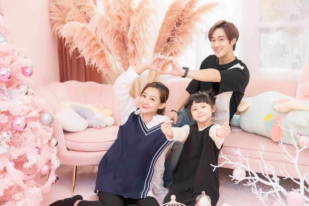 Facebook＠Nico品筠&Kim京燁 【那對夫妻】