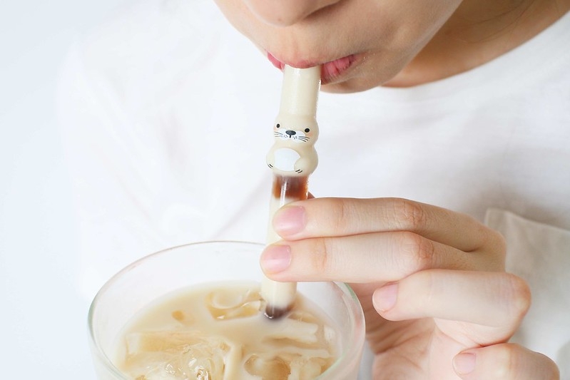 巨可愛害羞「小企鵝」海豹玻璃吸管會變色