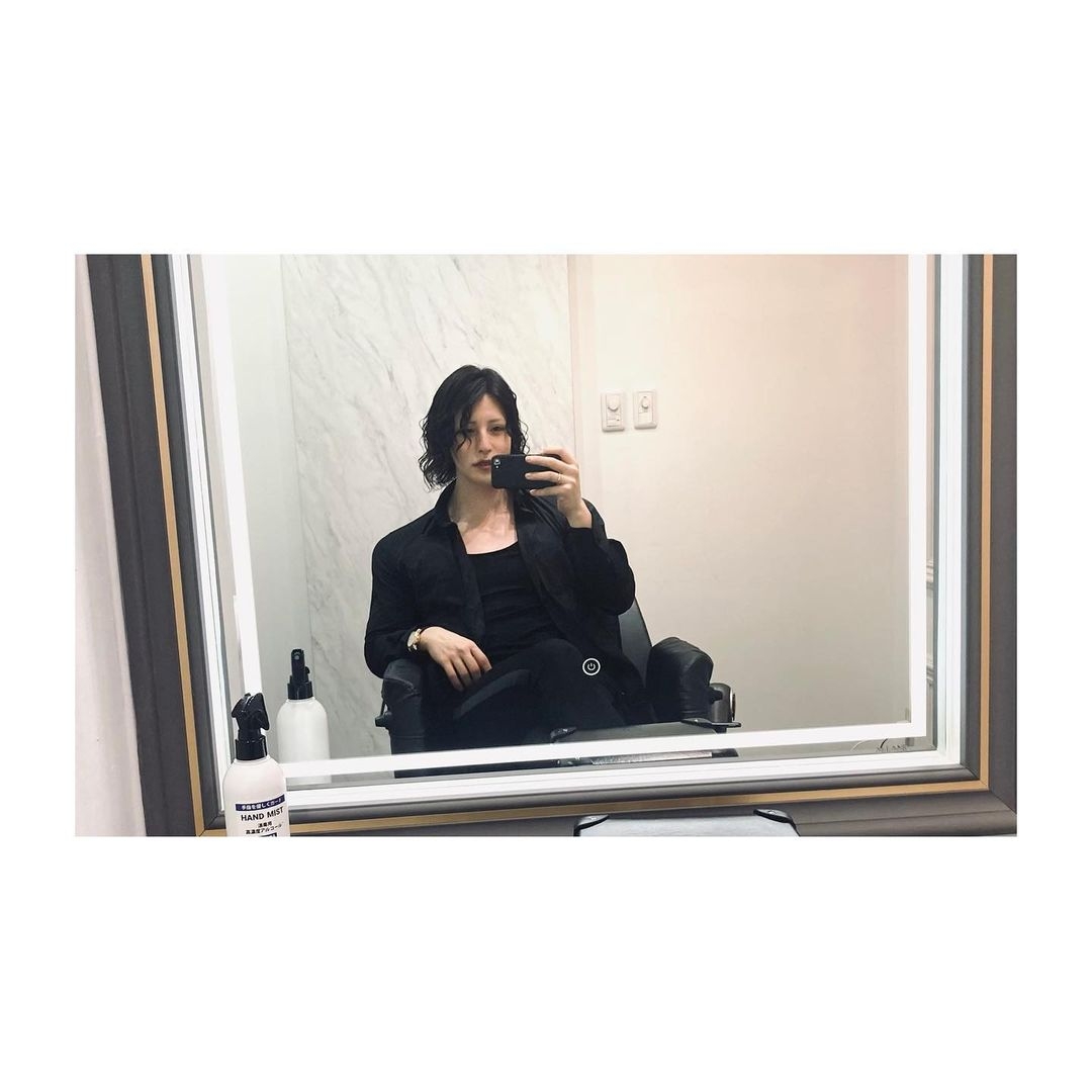 公關『羅蘭』交往新女友公開?染黑髮惹怒經紀人