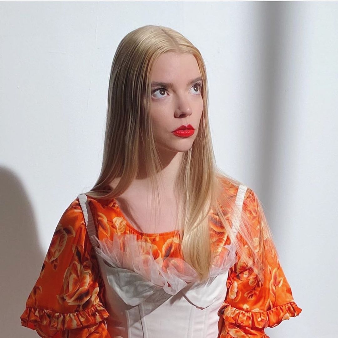 《后翼棄兵》安雅泰勒喬伊臉臭當紅！