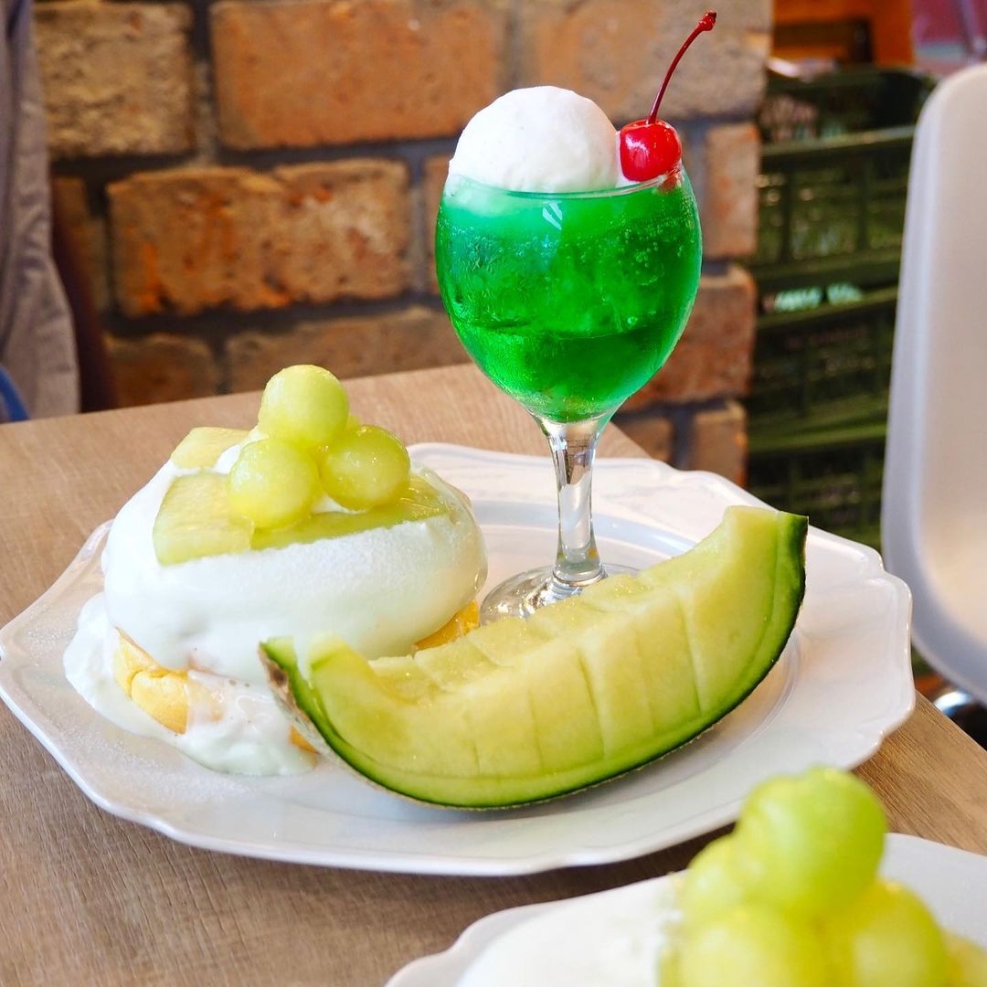 日本懷舊喫茶店哈密瓜汽水蘇打綠色汽水必喝