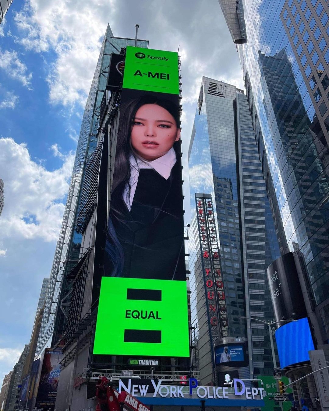 天后aMEI張惠妹霸氣登上紐約時代廣場巨幕