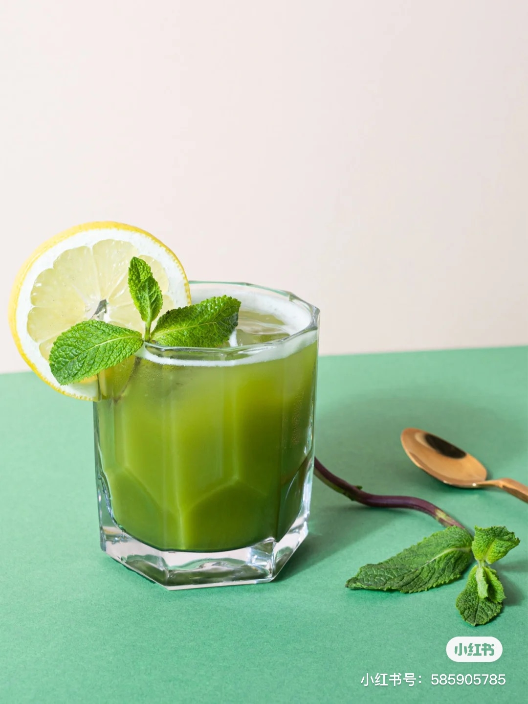 抹茶抗氧化喝抹茶變白曬黑喝抹茶