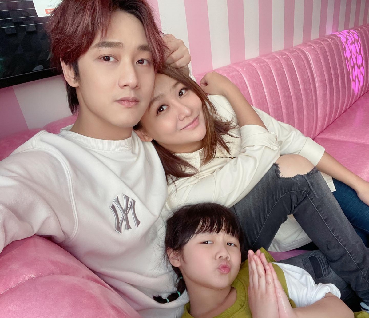 Facebook＠Nico品筠&Kim京燁 【那對夫妻】