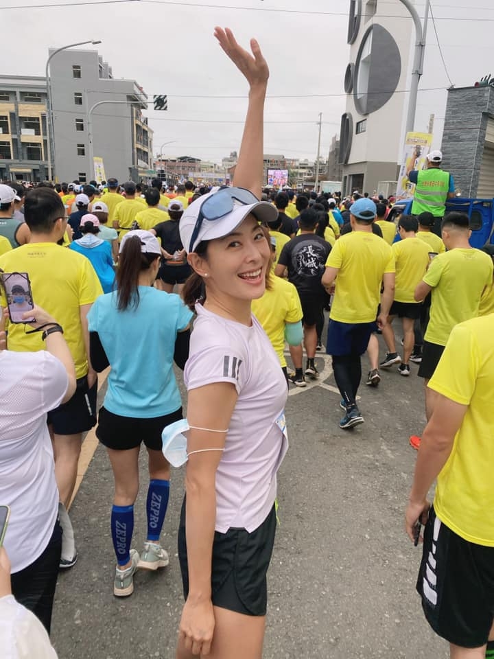 FB@賈永婕的跑跳人生