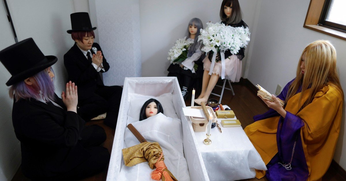 Twitter@lovedoll_sougi