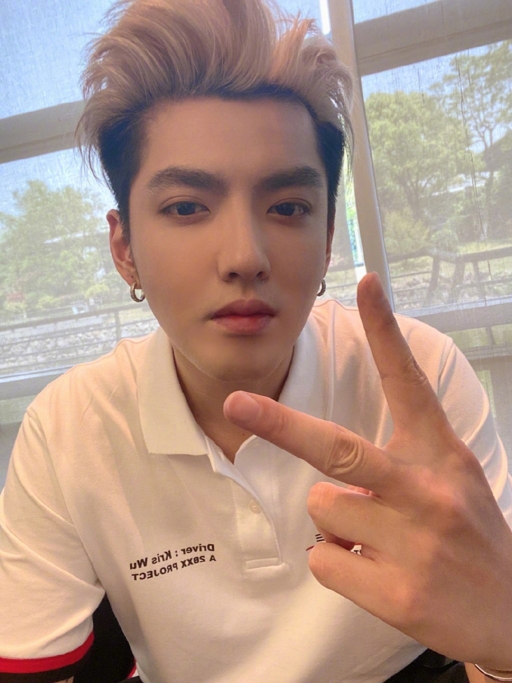 Weibo@Mr_凡先生