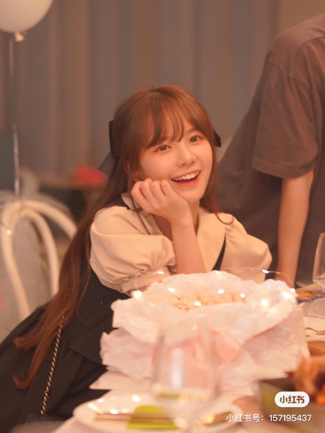 美女異性緣生日看桃花生日算命