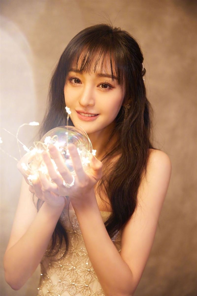 Weibo@郑爽SZ