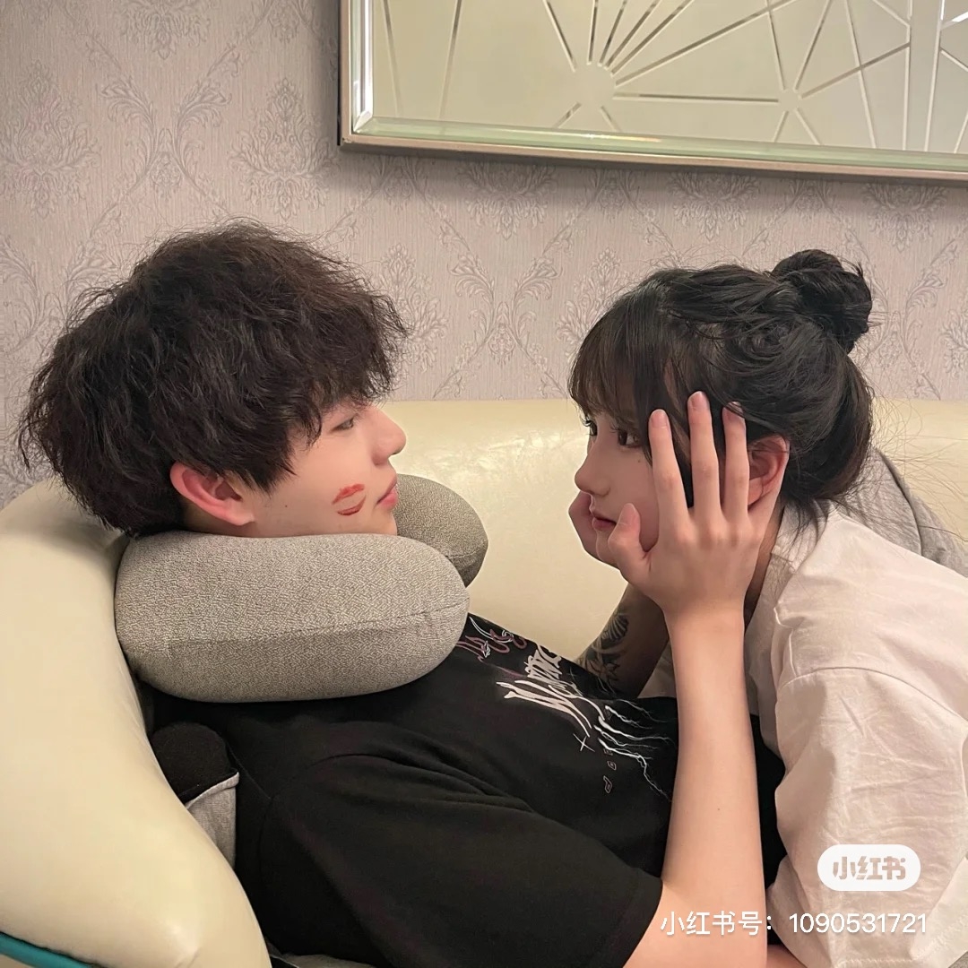 女友化妝情趣男友喜歡女友化妝