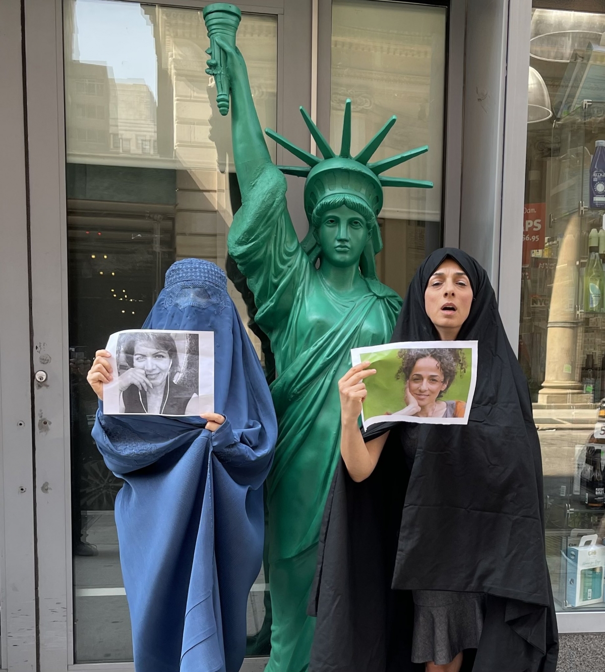 Twitter @AlinejadMasih