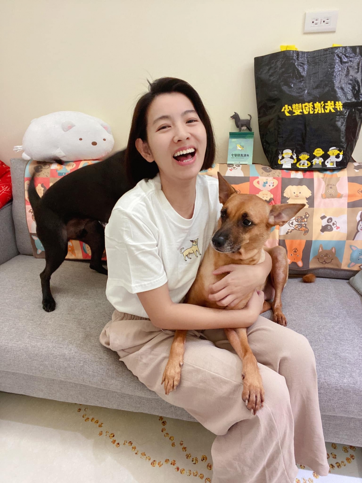 FB @米可白