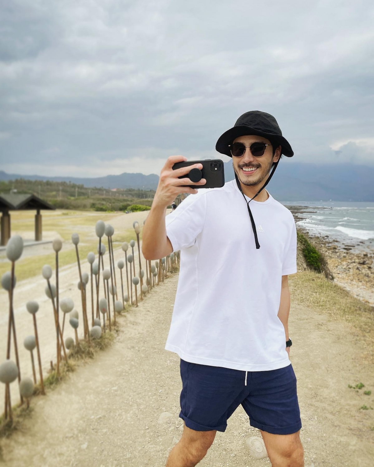 FB@李至正 Chris Lee