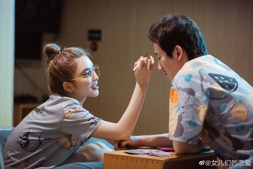 Weibo@女兒們的戀愛
