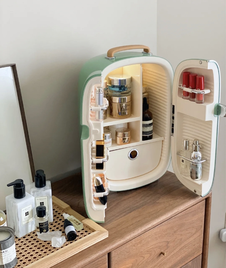 小紅書@PINKTOP繽兔