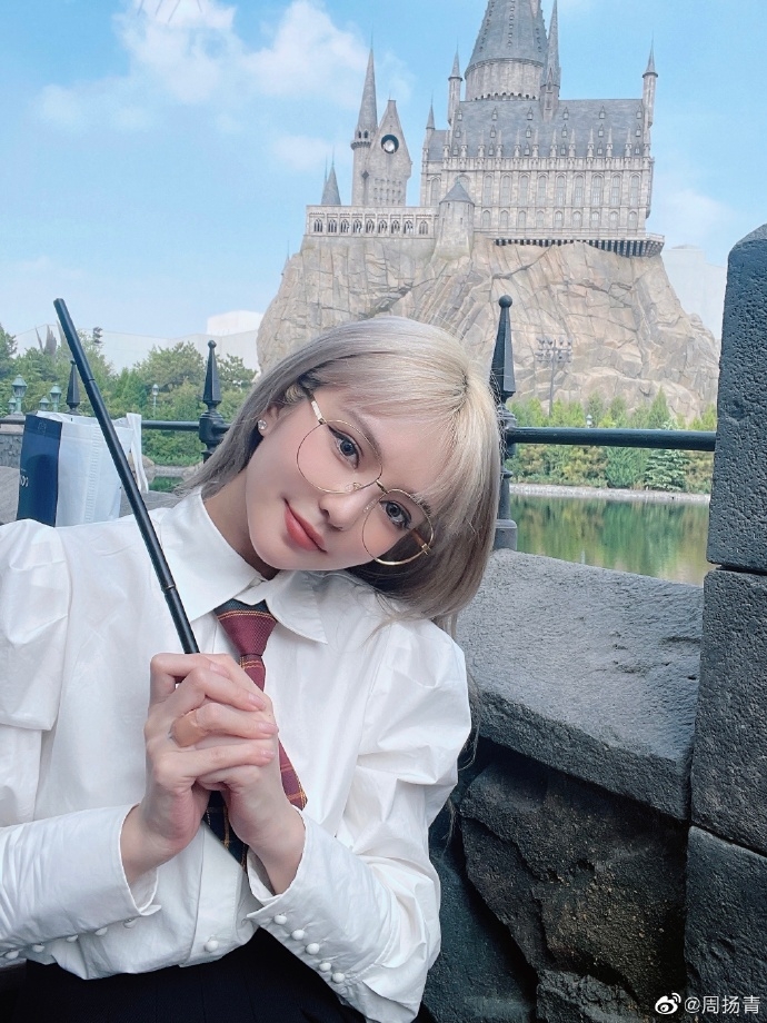Weibo@周揚青
