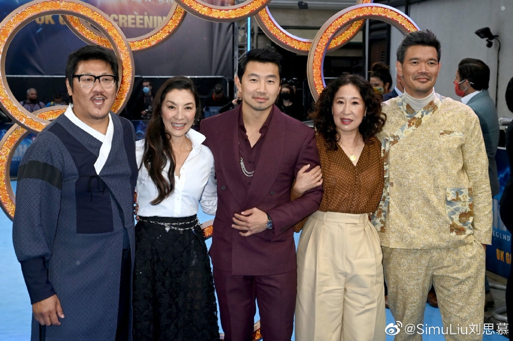 Weibo@SimuLiu刘思慕