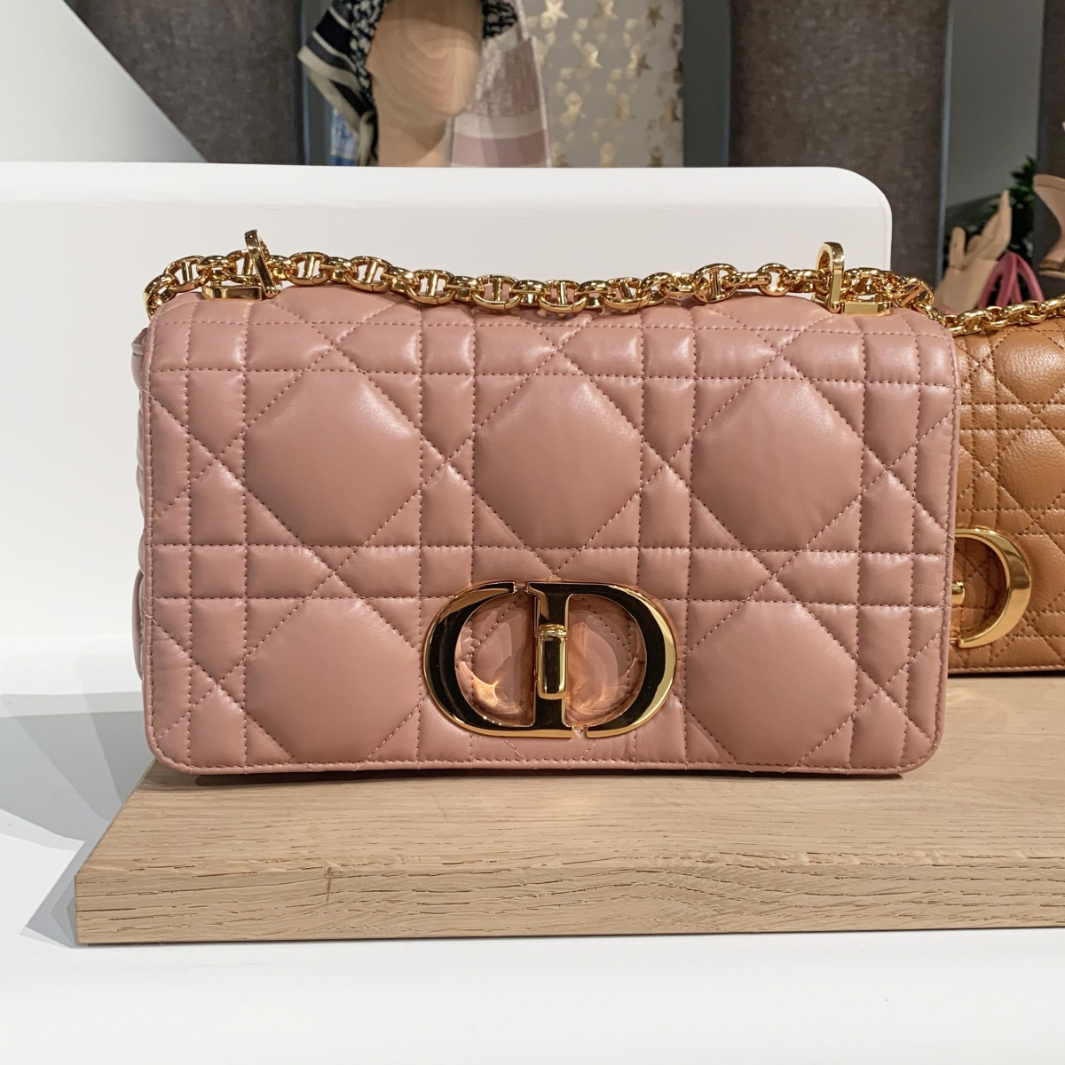 全新Dior Bobby East West 斜背包