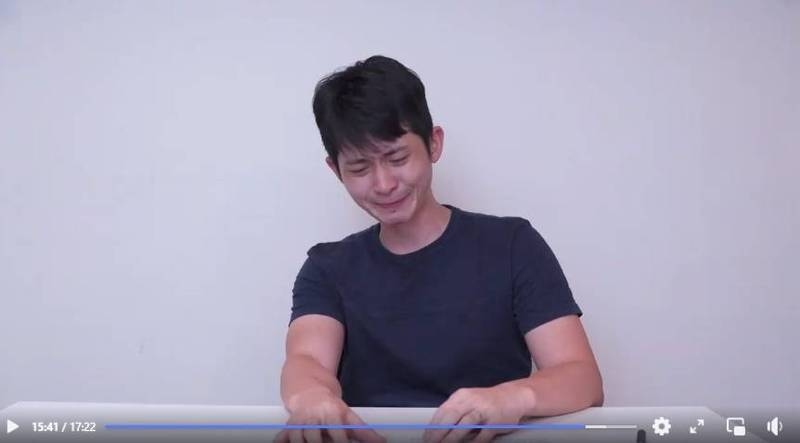 FB@Stand up, Brian！ 博恩站起來！