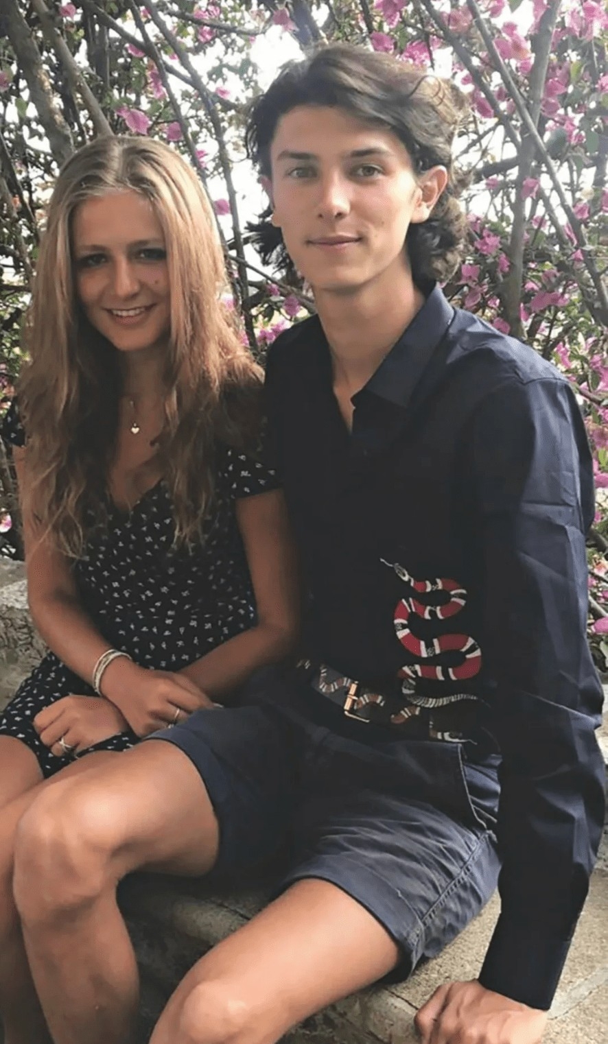 尼古拉王子與女友合照