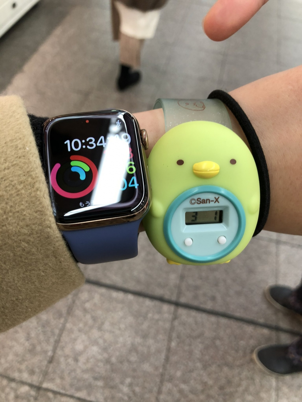 網友紛紛曬出同款手錶