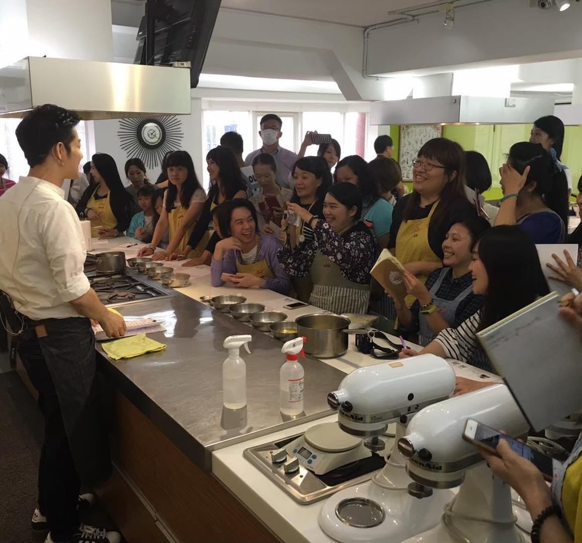 淯婷每場活動都不缺席，並認真考取甜點師證照