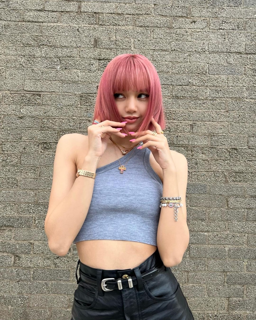 Lisa確診新冠肺炎