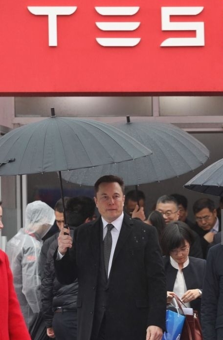 馬斯克突然分享曹植《七步詩》