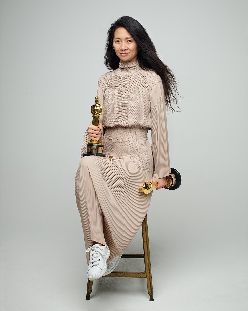 趙婷拿下奧斯卡最佳導演