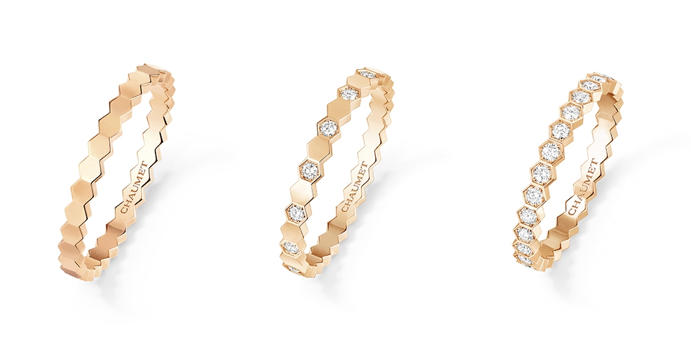 Chaumet Bee My Love 18K 玫瑰金戒指。建議售價約 TWD 26,600。Chaumet Bee My Love 18K 玫瑰金戒指,半鋪鑲明亮式切割鑽石。 建議售價約 TWD 67,800。Chaumet Bee My Love 18K 玫瑰金戒指,鋪鑲明亮式切割鑽石。建 議售價約 TWD 117,000。
