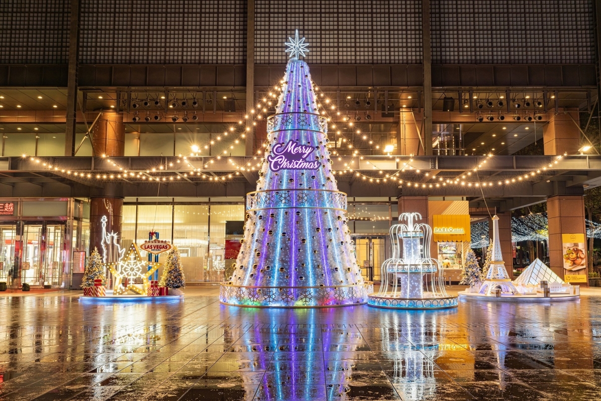 新光三越中港聖誕樹