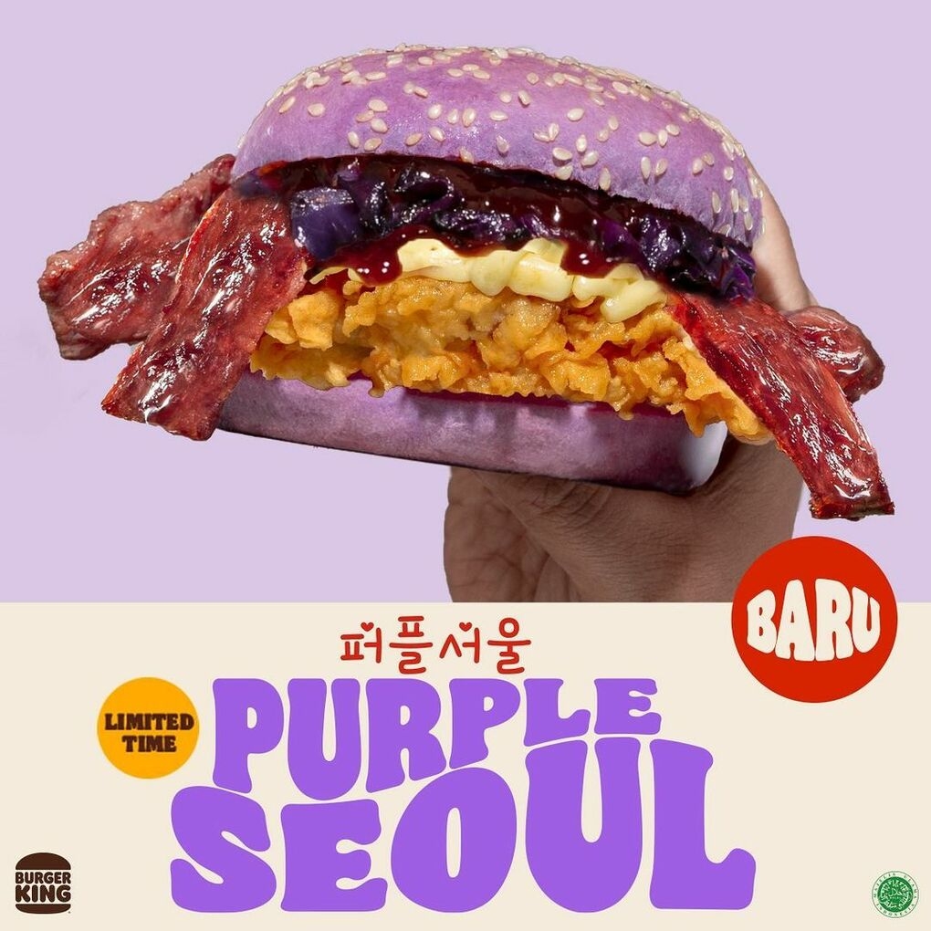 紫色漢堡培根餡料豐富