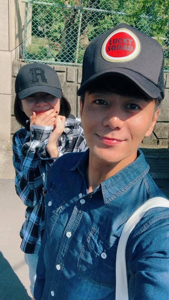 郭彥均與老婆自拍